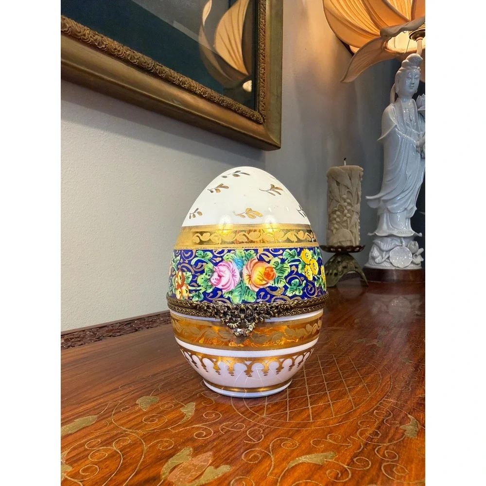Vintage Limoges Hand Painted Egg Trinket Box